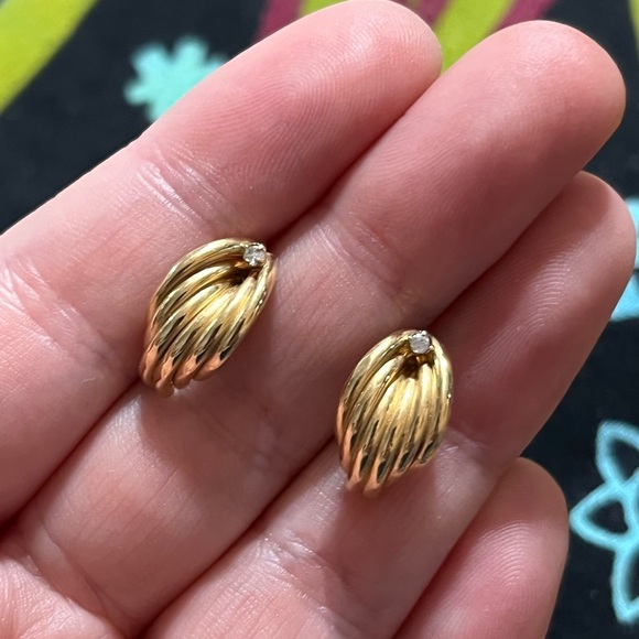 Vintage Jewelry - VTG Art Deco Style Faux Diamond Organ Pipe Gold Tone Metal Stud Earrings